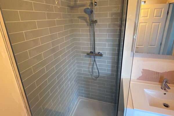 bathroom-fitters-in-corby-3
