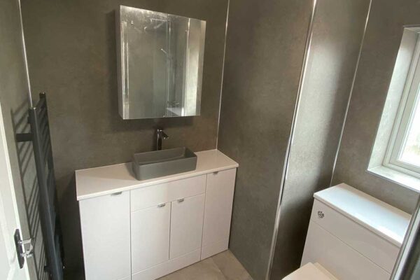 bathroom-fitters-in-corby-5
